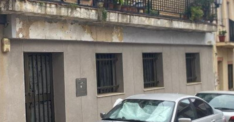 Vista exterior de Local en venta en Cañamero
