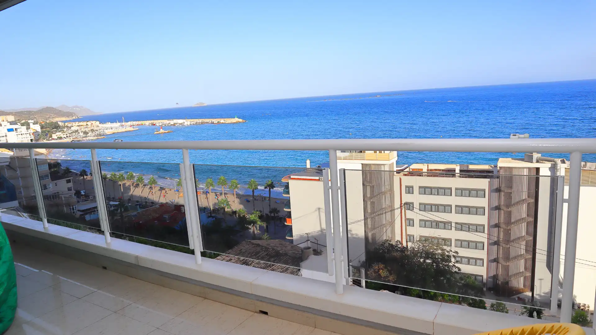 Vista exterior de Ático en venta en Villajoyosa / La Vila Joiosa con Aire acondicionado, Calefacción y Terraza