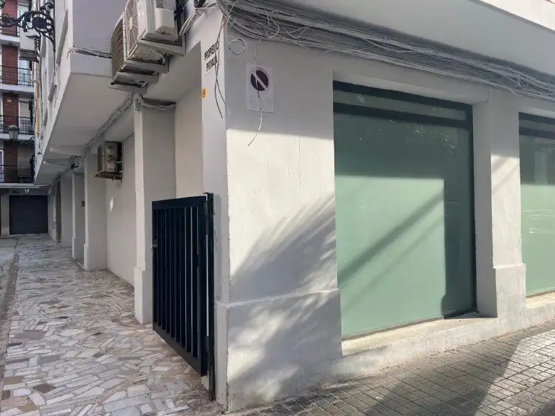 Local comercial en alquiler en Calle ACTOR LLORENS, imagen 6