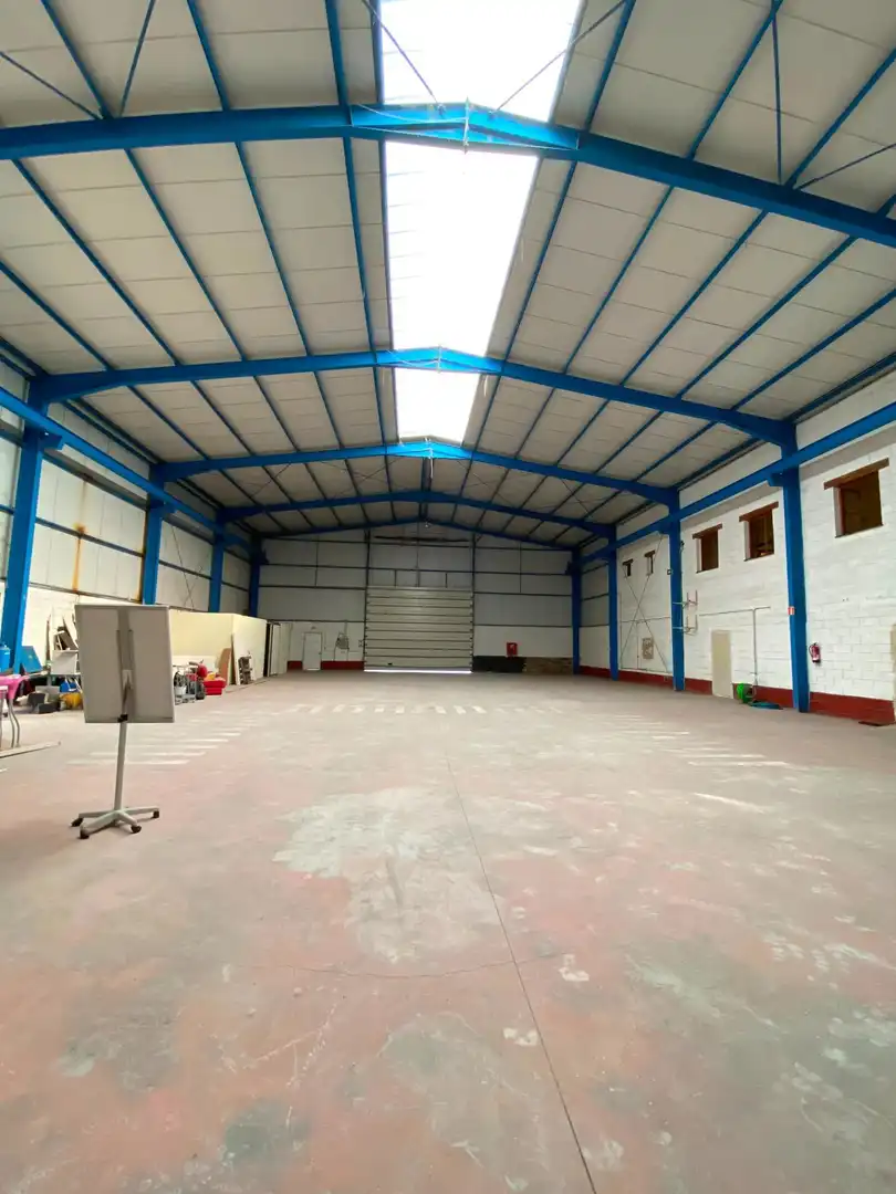 Nave industrial en venta en Bembibre