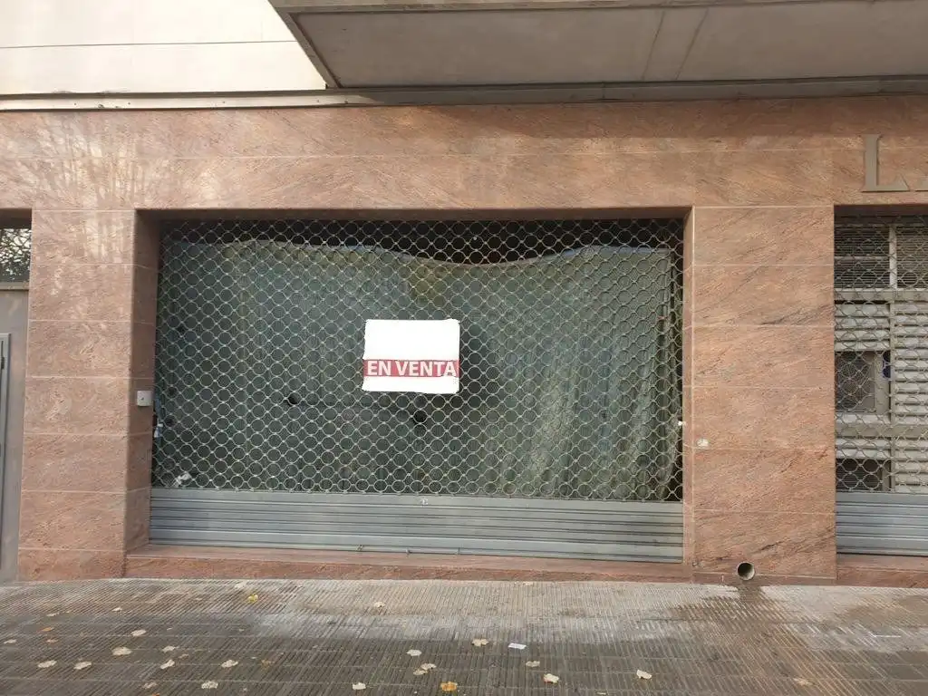 Local comercial en venta en Llorenç del Penedès, imagen 2