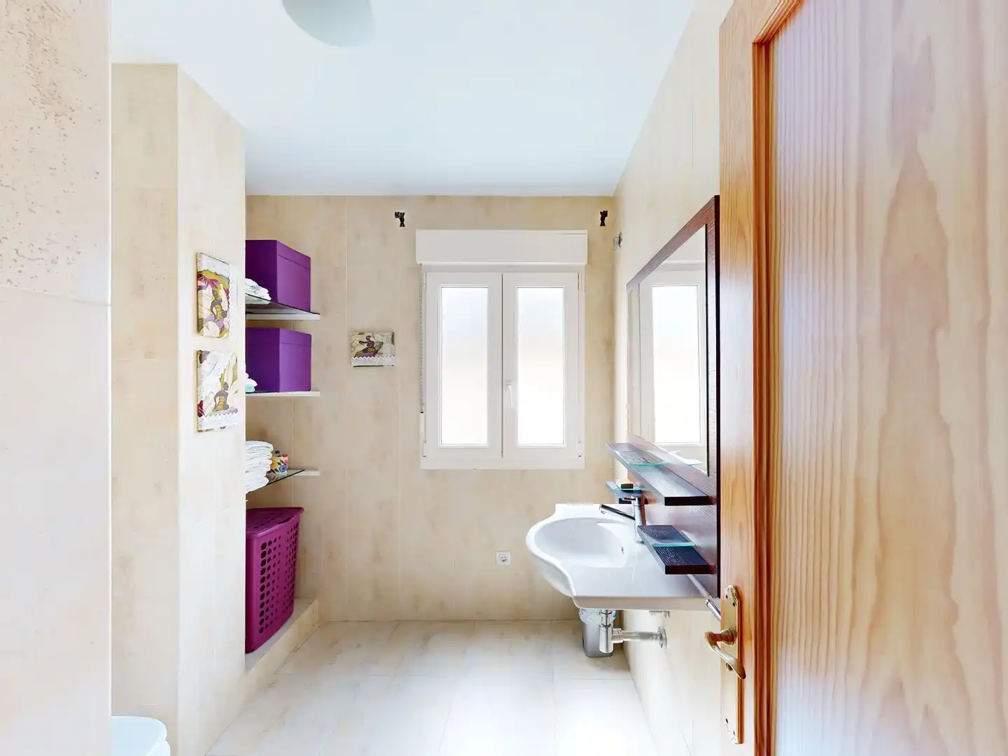 Badezimmer von Gebäude zum Verkauf in Foz