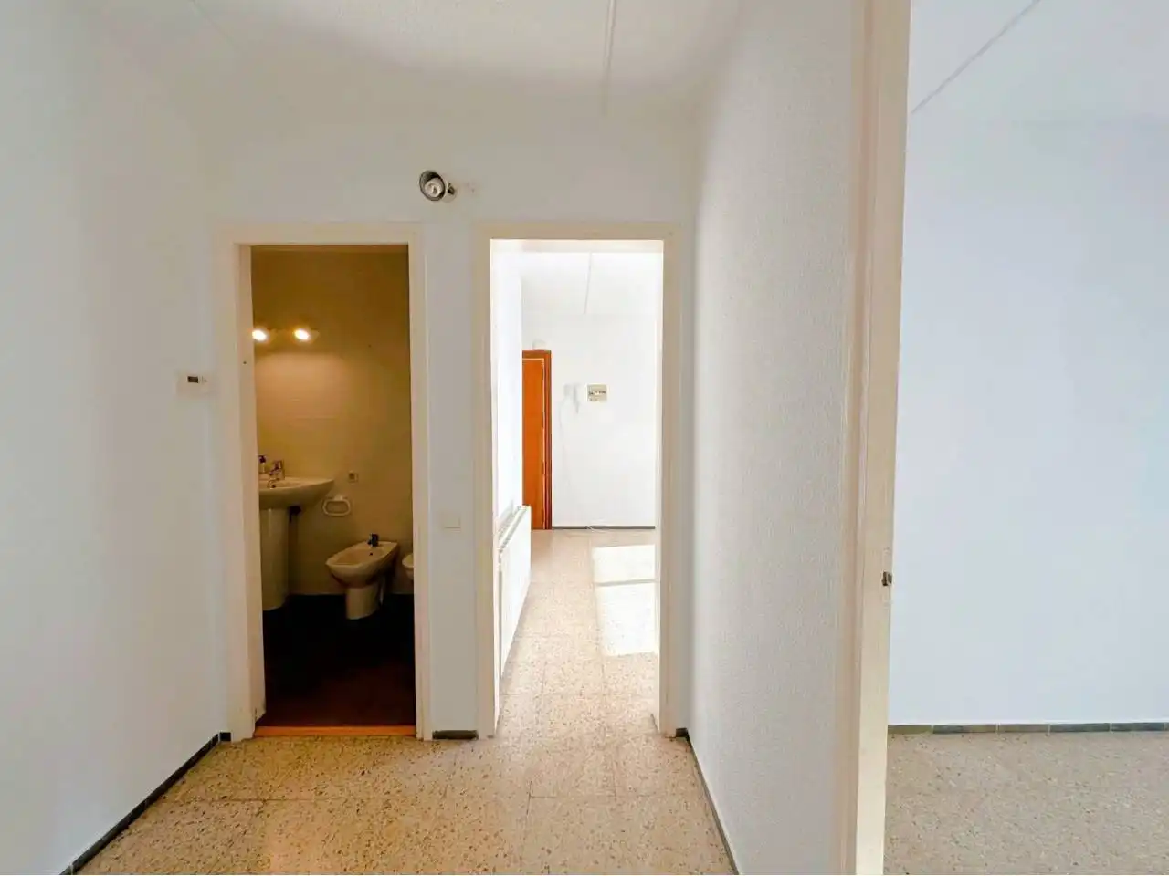 Flat for sale in Cerdanyola del Vallès  with Heating, Private garden and Terrace