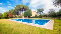 Piscina de Planta baixa en venda en Castell-Platja d'Aro amb Calefacció, Jardí privat i Terrassa