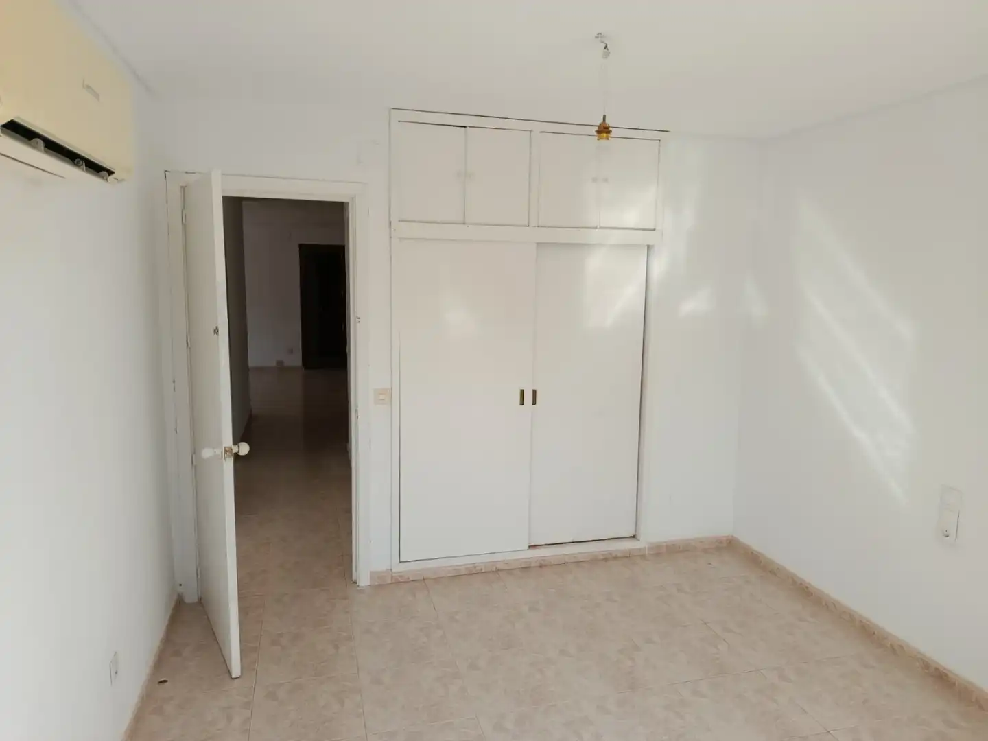 Wohnung mit Aufzug zum Verkauf in La Carihuela - Los Nidos, imagen 5