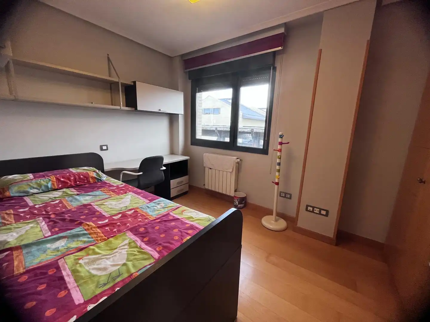 Bedroom of Houses for sale in Burgos  with Heating, Private garden and Furnished