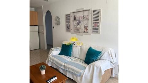 Foto 5 de Apartamento de alquiler en Campoamor, Alicante