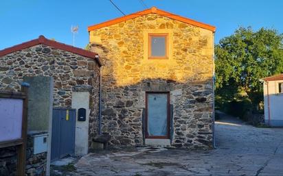 Exterior view of House or chalet for sale in Melide