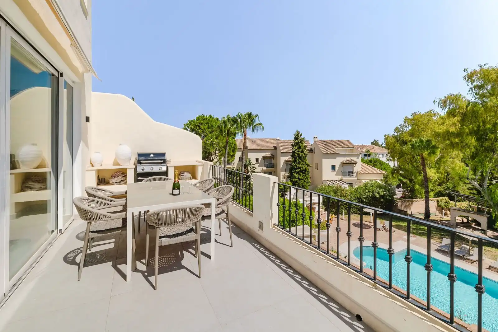 Terrace of Houses for sale in Marbella  with Air Conditioner, Terrace and Community pool