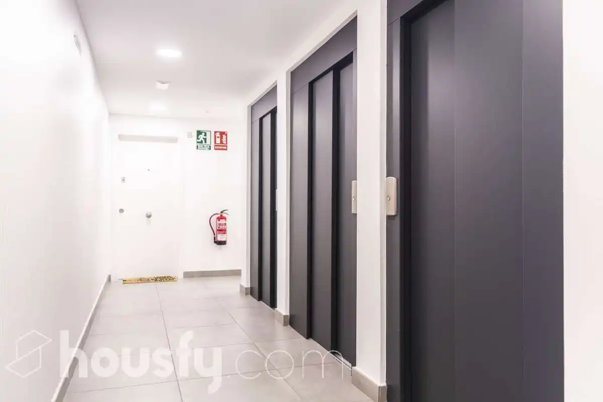 Flat for sale in Móstoles  with Air Conditioner, Terrace and Storage room