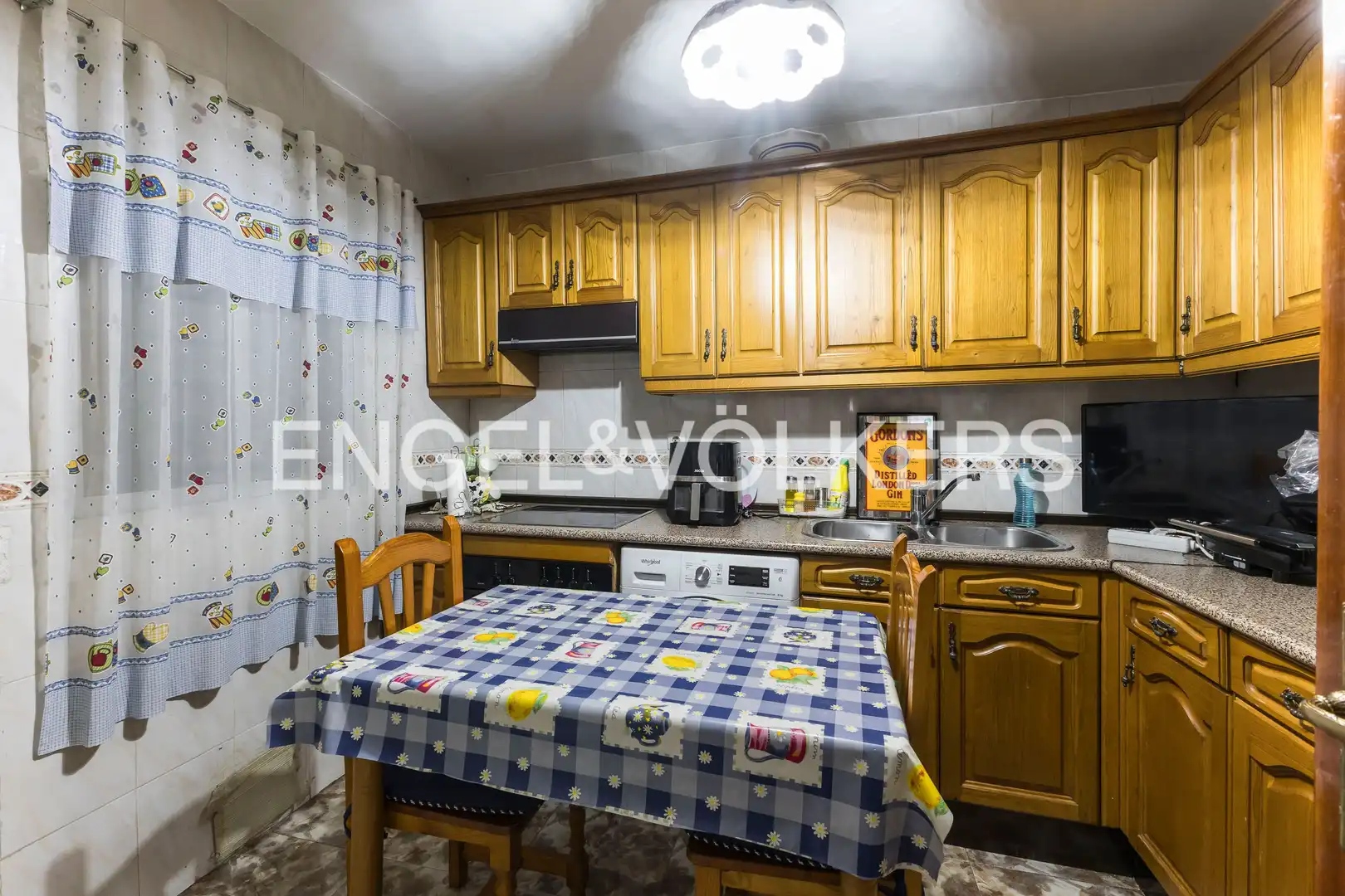 Kitchen of Houses for sale in Fuenlabrada  with Heating, Terrace and Storage room