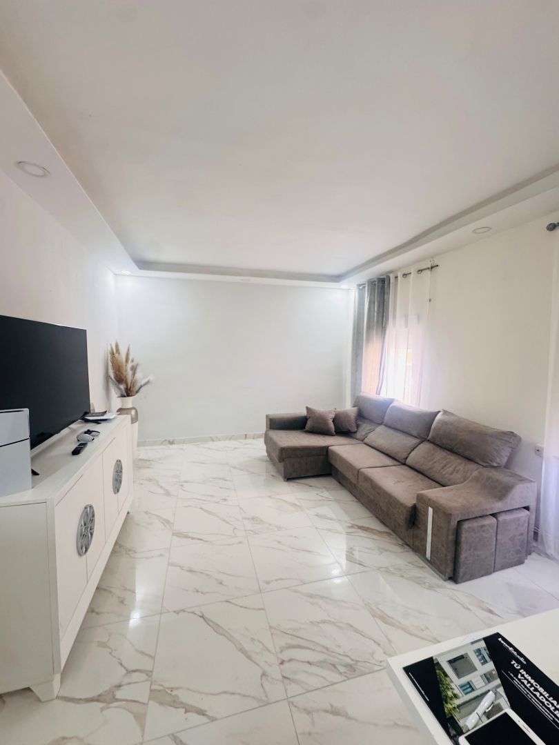 Sala d'estar de Pis en venda en Valladolid Capital amb Moblat