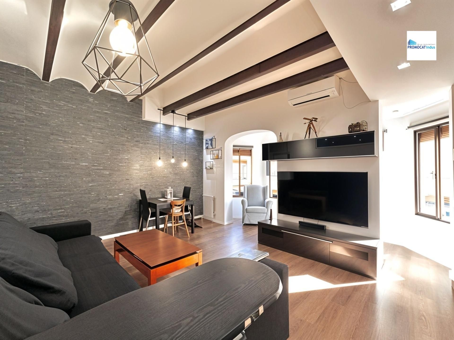 Living room of Flat for sale in Molins de Rei  with Air Conditioner, Heating and Parquet flooring