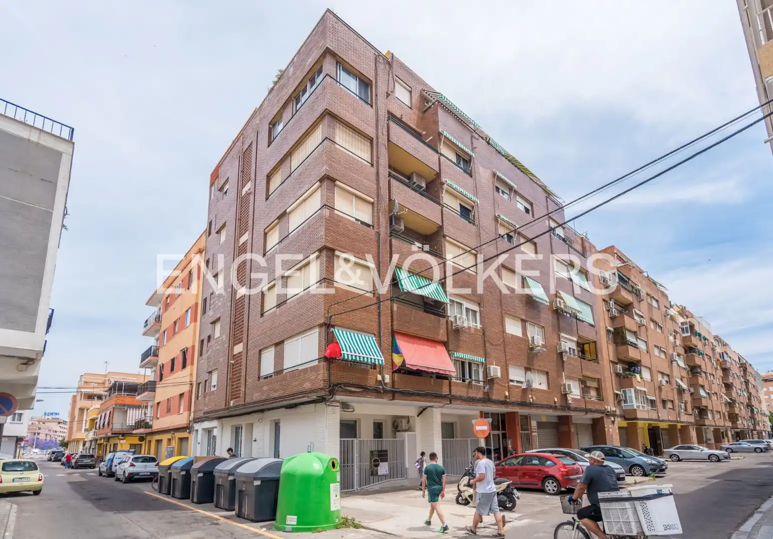 Exterior view of Flat for rent in Sagunto / Sagunt  with Air Conditioner, Heating and Parquet flooring
