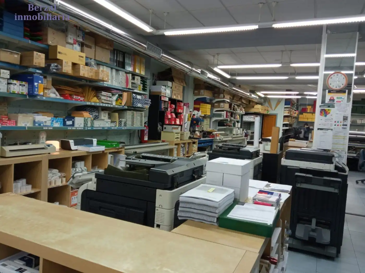 Business premises for sale in Calle Lardero, imagen 15