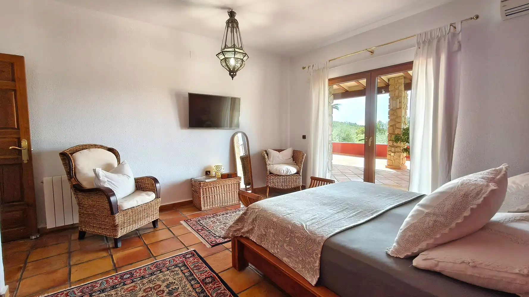 Dormitori de Finca rústica en venda en Finestrat amb Aire condicionat, Calefacció i Jardí privat