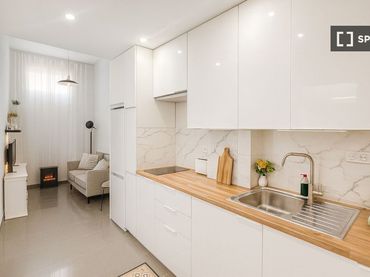 Wohnung zur Miete in Ciudad Lineal