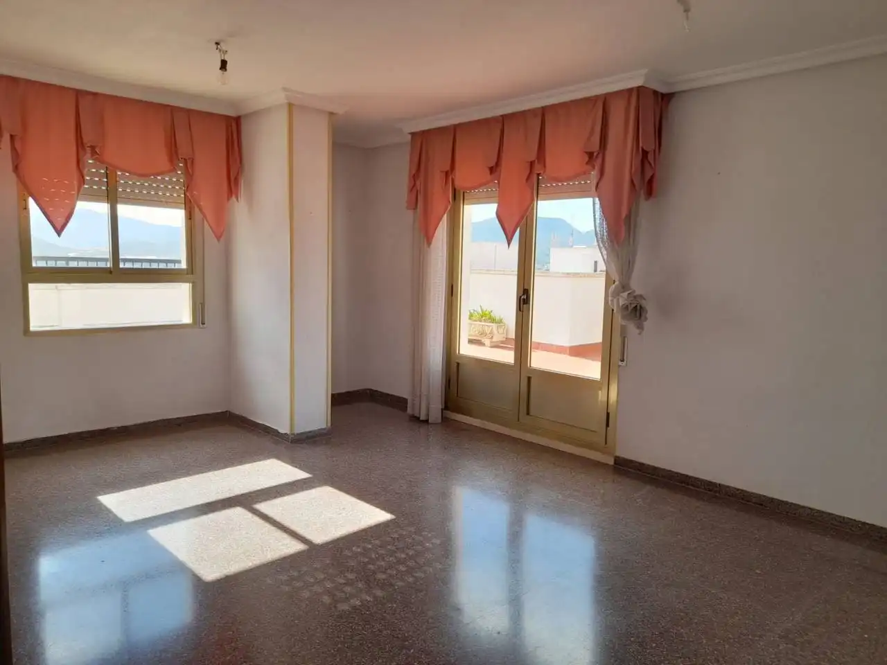 Penthouse with lift for sale in Avenida DE LA PAZ, imagen 5
