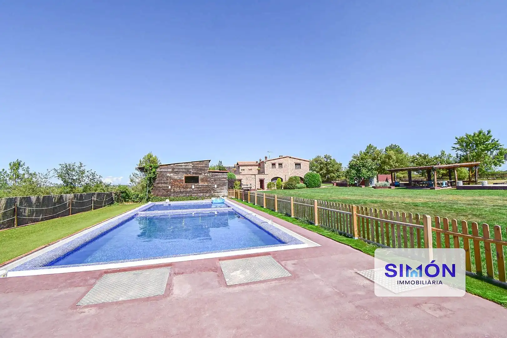Swimming pool of Country homes for sale in Sant Pere Sallavinera  with Air Conditioner, Heating and Terrace