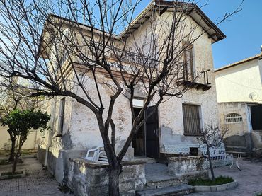 Chalet con balcón en venta en Calle Pintor Parrilla