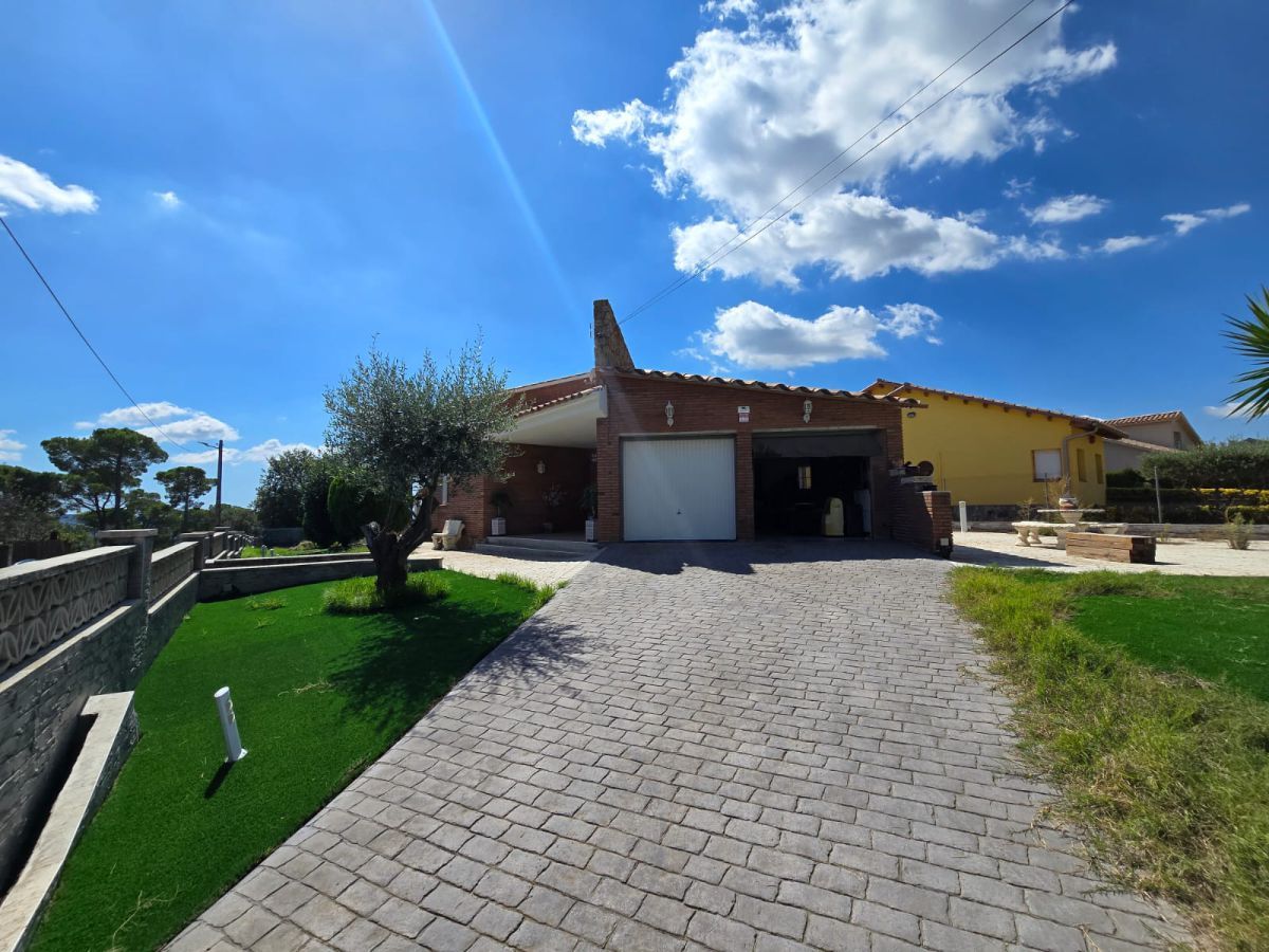 Vista exterior de Casa o xalet en venda en Sant Pere de Vilamajor amb Aire condicionat, Calefacció i Terrassa