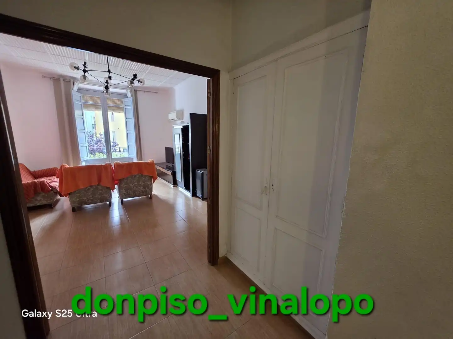 Wohnzimmer von Maisonette zum Verkauf in Villena mit Klimaanlage, Heizung und Balkon