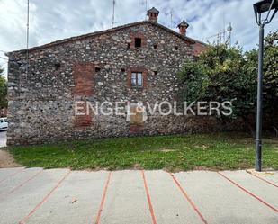 Vista exterior de Casa adosada en venda en Sant Celoni amb Aire condicionat i Calefacció