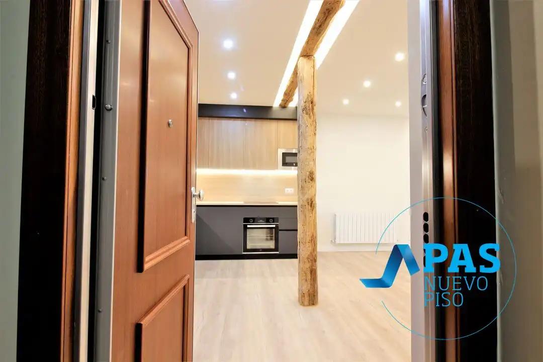 Piso en venta en Santander con Calefacción, Terraza y Balcón