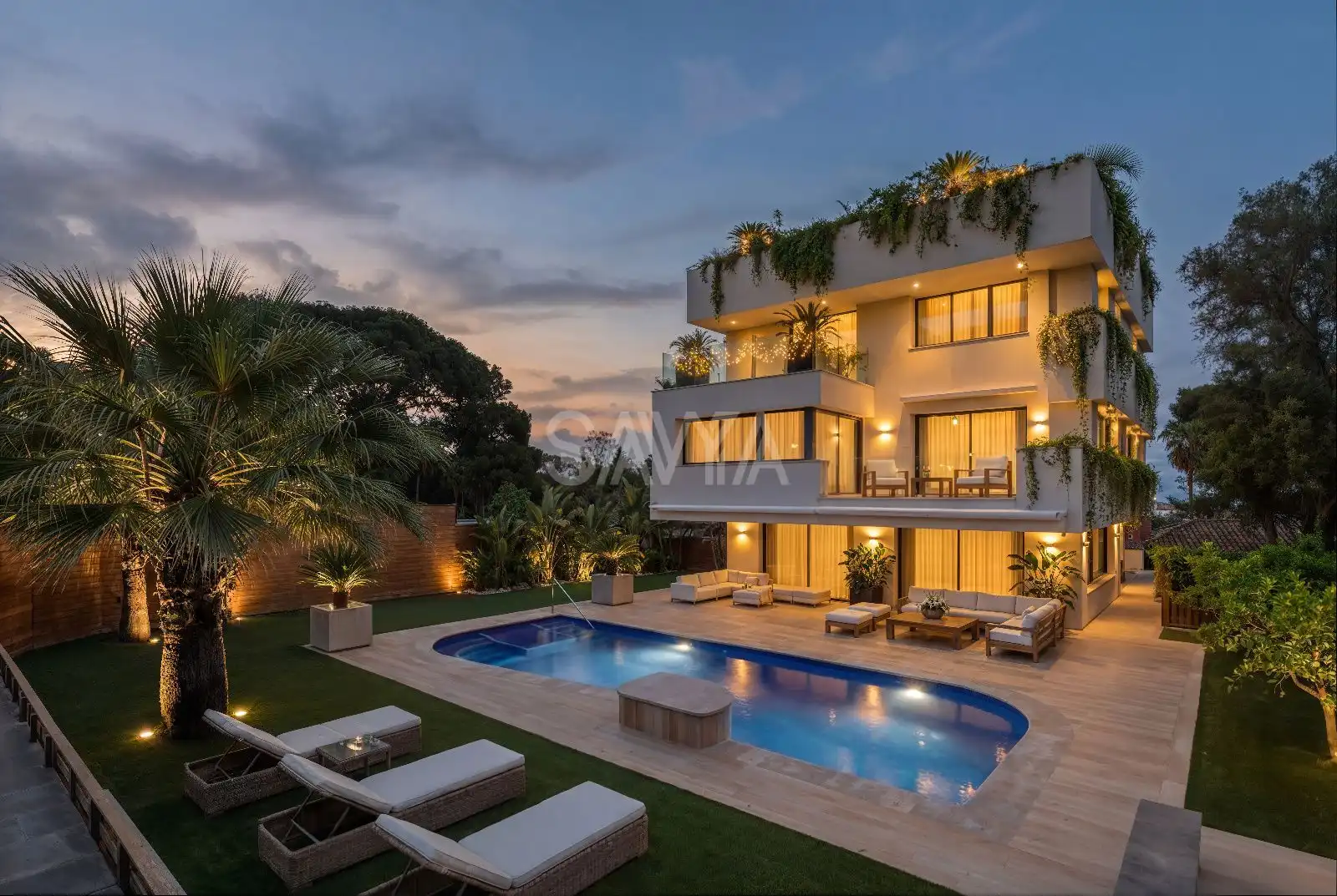 Terrassa de Casa o xalet en venda en Barcelona amb Aire condicionat, Calefacció i Jardí privat