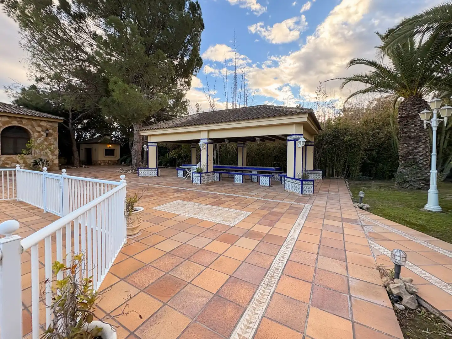 Terraza de Finca rústica en venta en Elche / Elx con Aire acondicionado, Terraza y Trastero