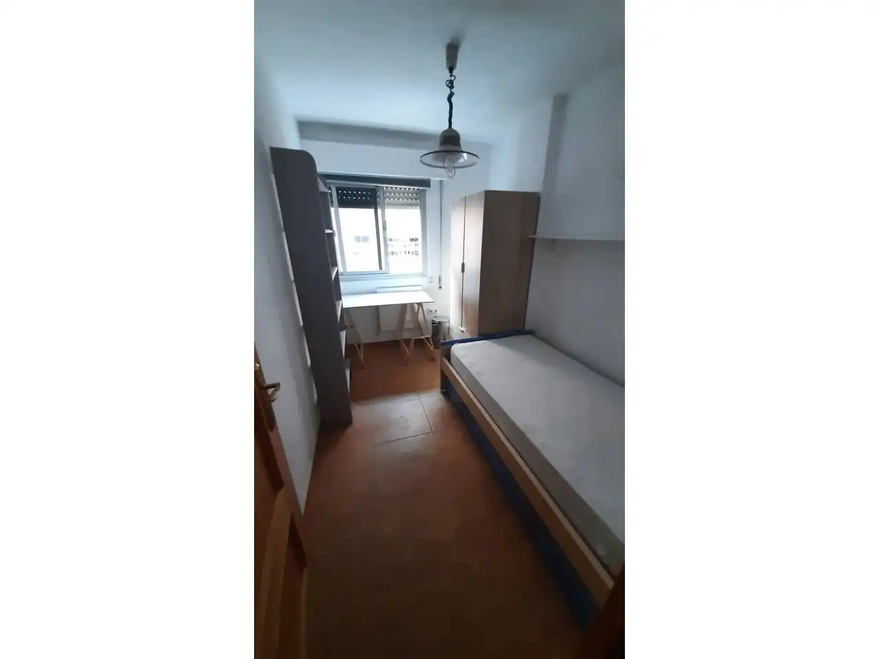Schlafzimmer von Wohnung zur Miete in Granada mit Klimaanlage, Heizung und Möbliert