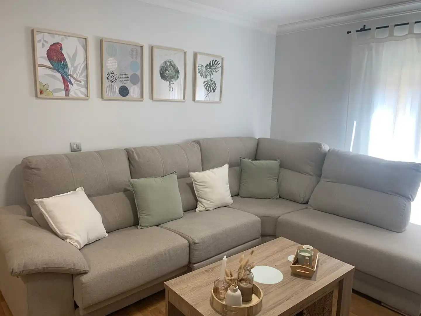 Living room of Flat for rent in Málaga Capital  with Air Conditioner, Parquet flooring and Furnished