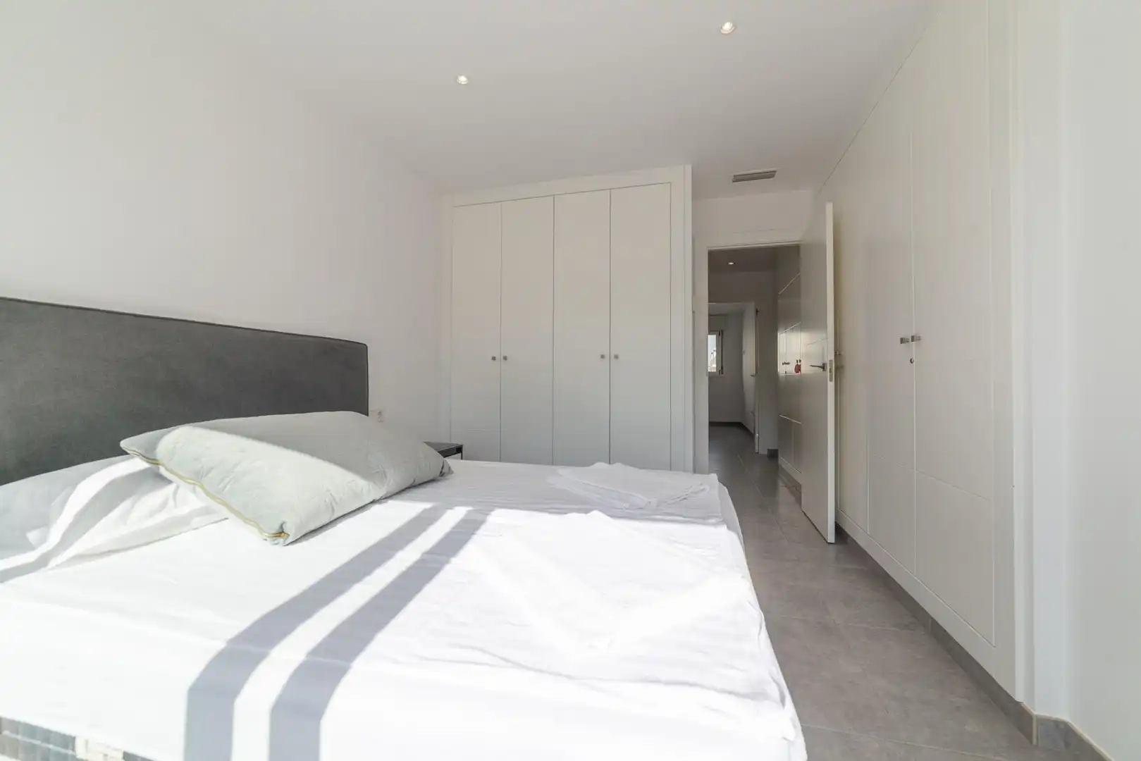 Dormitori de Casa adosada en venda en San Javier amb Aire condicionat, Jardí privat i Terrassa