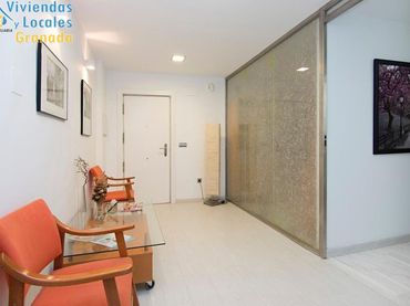 Office space with lift to rent in Avenida De la Constitución