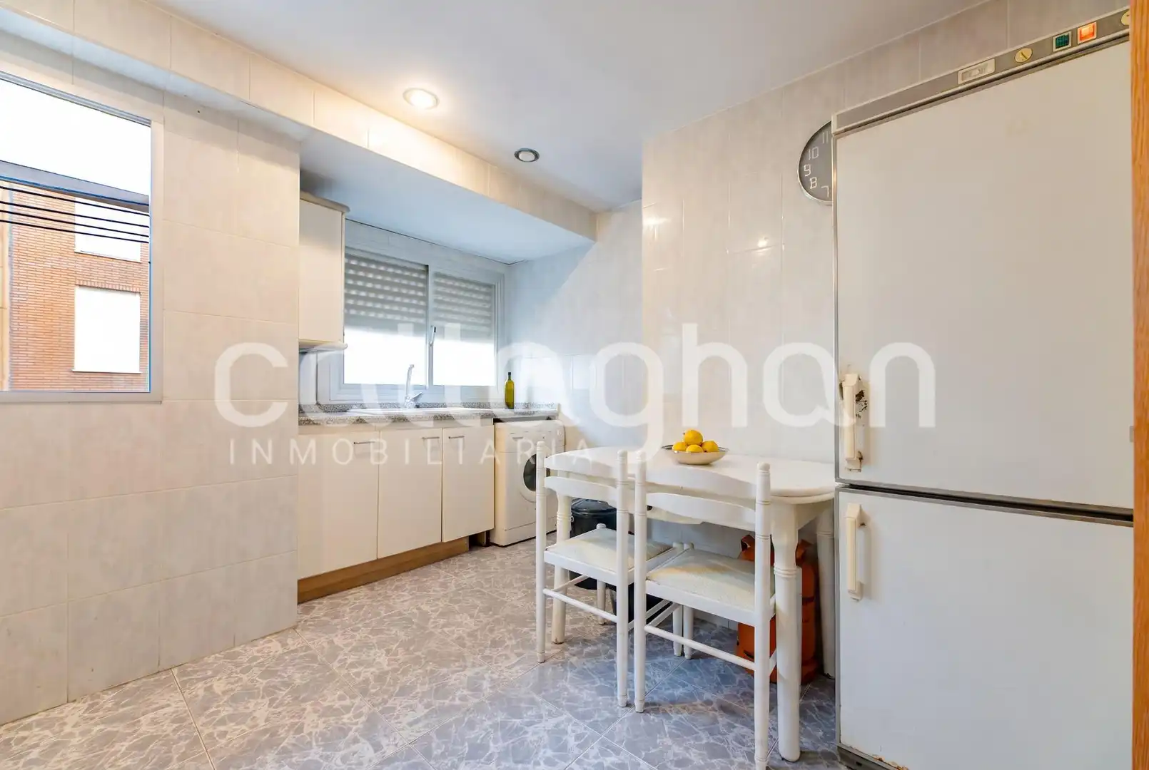 Cocina de Piso en venta en Valencia con Balcón