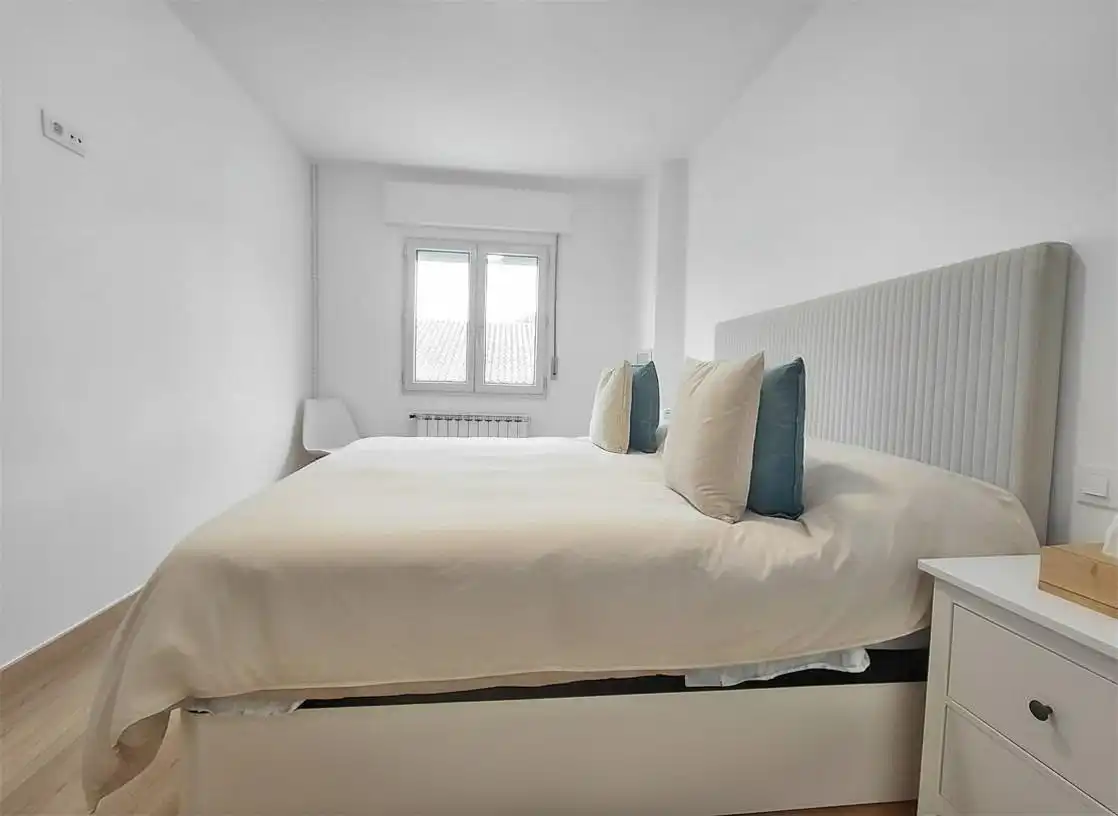Dormitori de Casa o xalet en venda en Vilagarcía de Arousa amb Calefacció, Terrassa i Traster