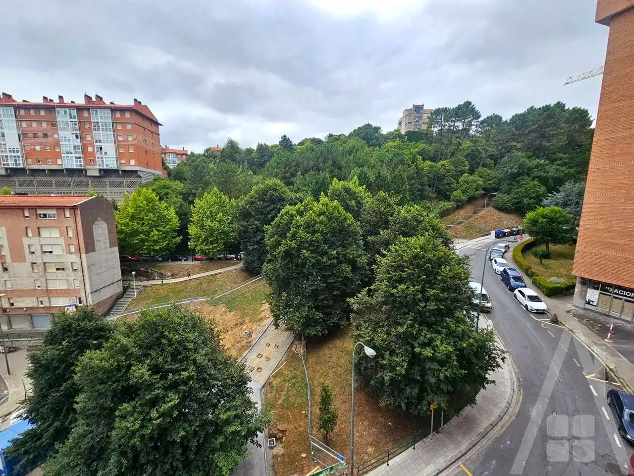 Vista exterior de Pis en venda en Bilbao  amb Calefacció, Parquet i Terrassa