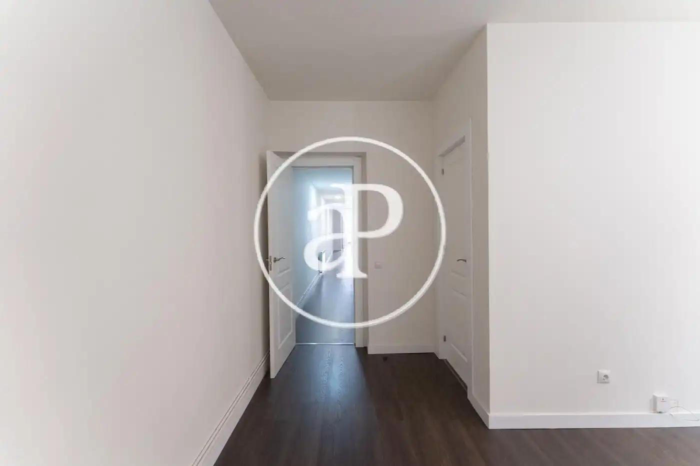 Flat for rent in Madrid  with Air Conditioner, Heating and Balcony