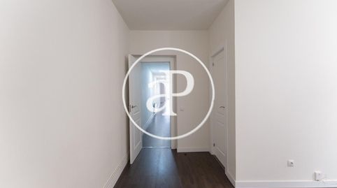 Photo 2 of Flat for rent in C. Marqués de Monasterio, Justicia - Chueca, Madrid Capital
