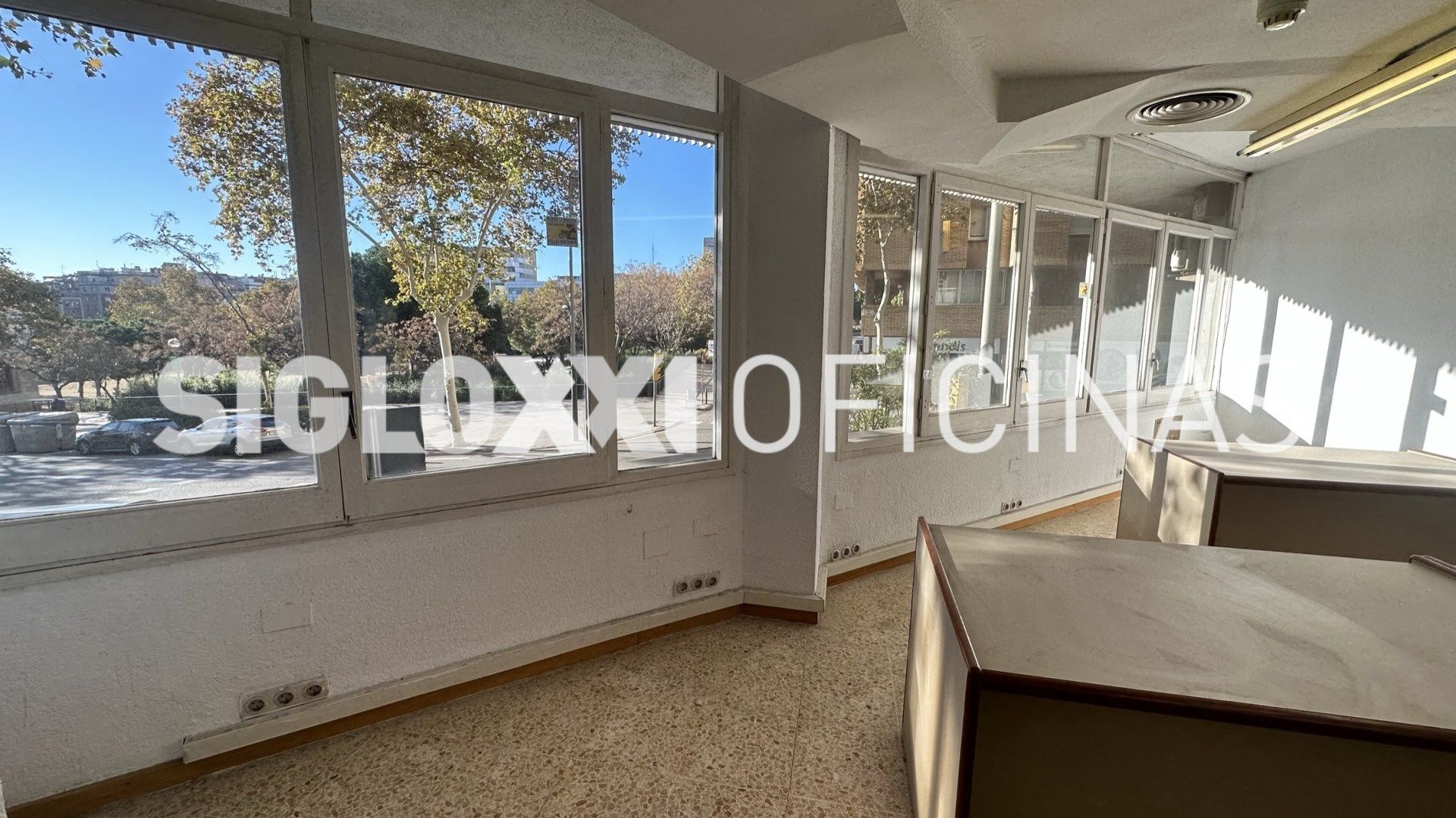 Office to rent in  Barcelona Capital  with Air Conditioner, Heating and Furnished