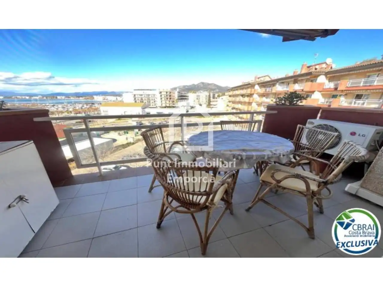 Apartamento con terraza en venta en Plaza Carles Fages de Climent, imagen 4