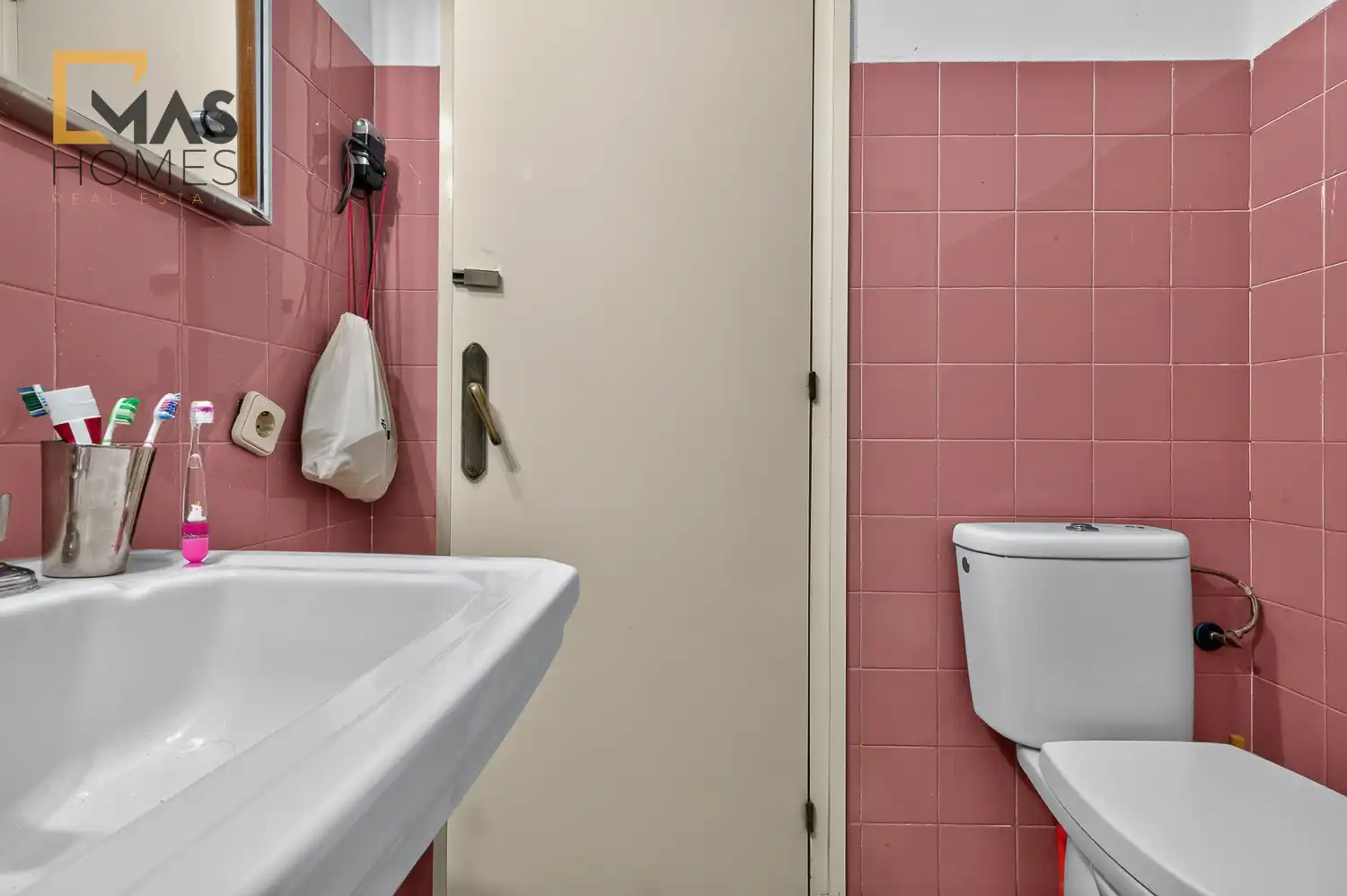 Bathroom of Detached homes for sale in Terrassa  with Air Conditioner, Heating and Terrace