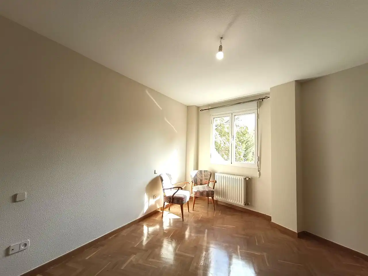 Bedroom of Flat for rent in Carabanchel