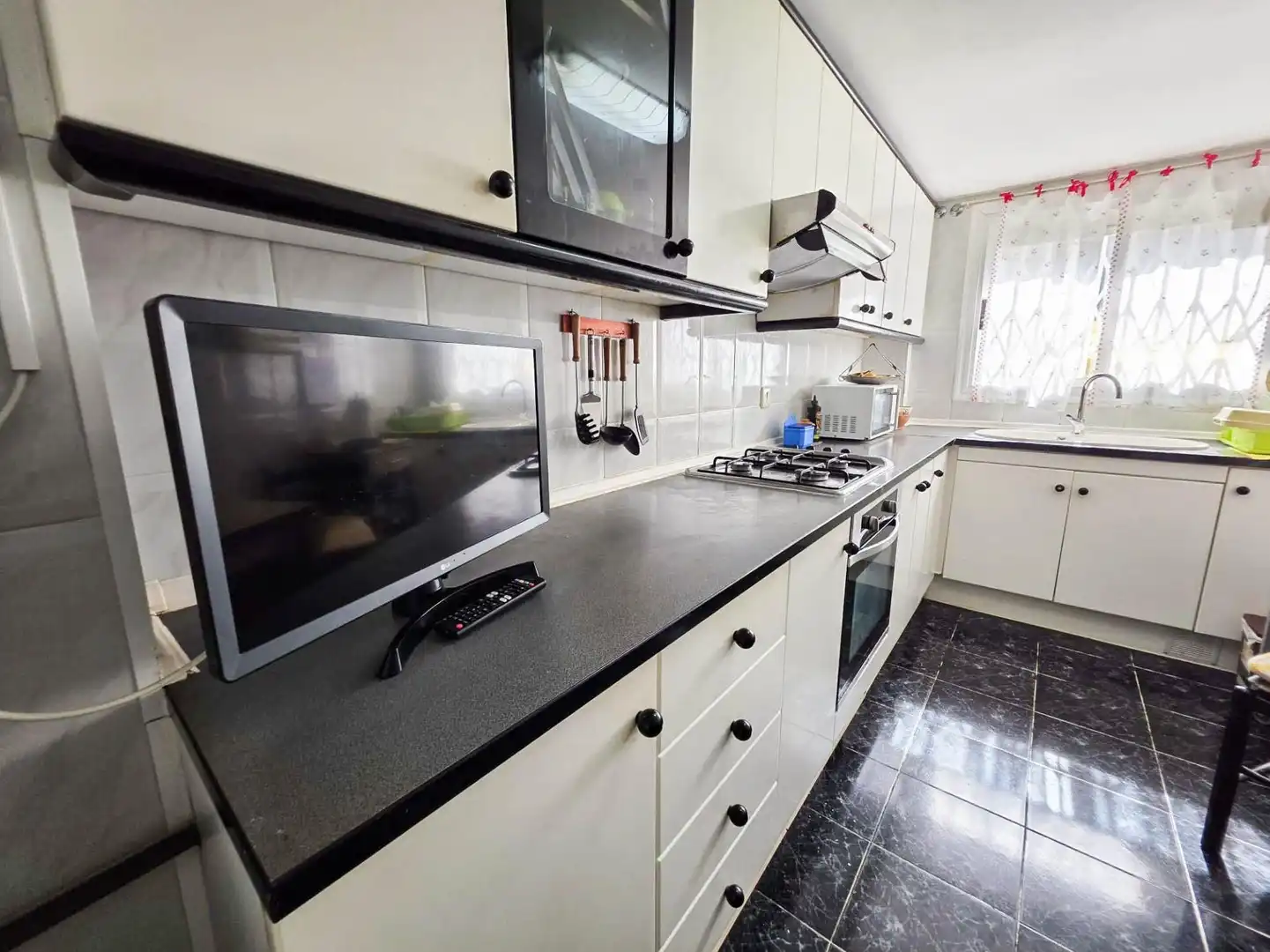 Cocina de Planta baja en venta en Cunit con Amueblado y Piscina comunitaria