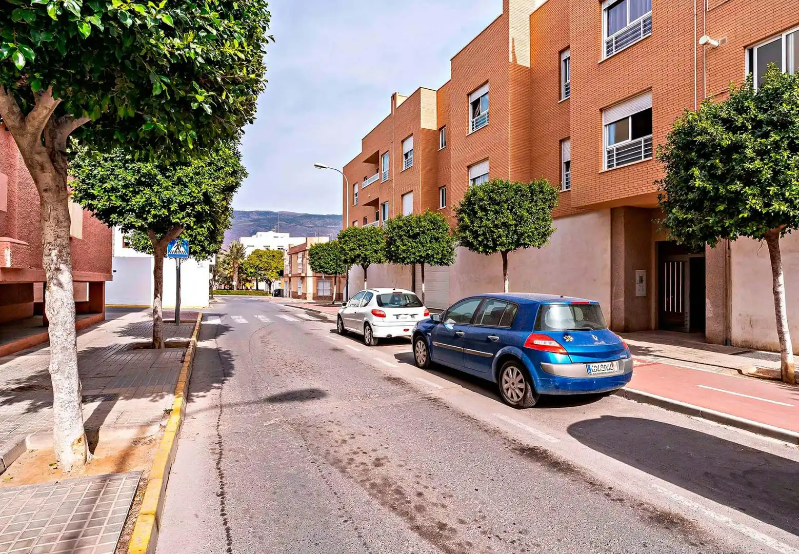 Vista exterior de Pis en venda en El Ejido amb Aire condicionat, Terrassa i Moblat