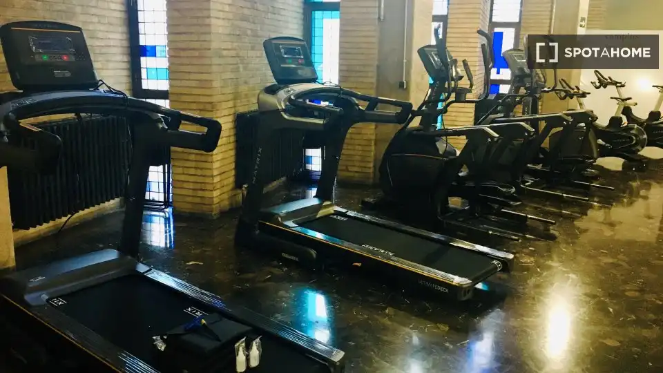 Piso para compartir en  Pamplona / Iruña con Aire acondicionado, Calefacción y Amueblado
