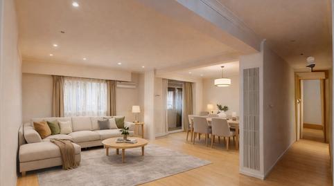 Foto 5 de Piso en venta en Calle Marqués de Villores, Ensanche - Franciscanos,  Albacete Capital