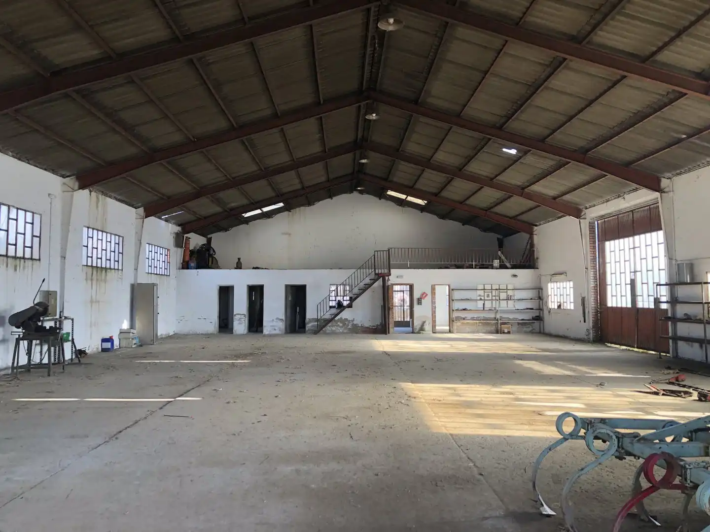Nau industrial en venda en Santa María la Real de Nieva