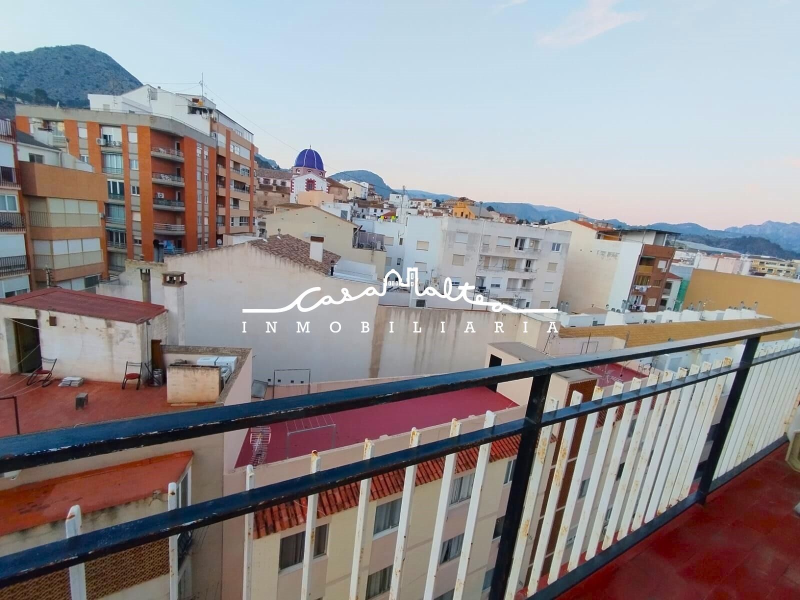 Vista exterior de Pis en venda en Callosa d'en Sarrià amb Terrassa