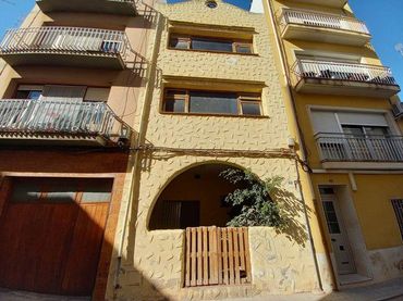 Casa en venta en BERENGUER  DE CARDONA